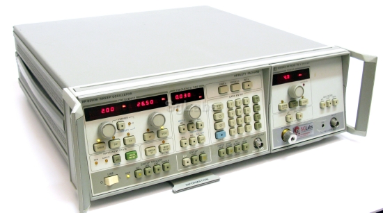 HP Agilent Keysight, 8350B + 83594A